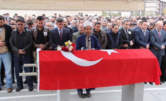 Eski Baro Başkanı Bulut Dualarla Son Yolculuğuna Uğurlandı