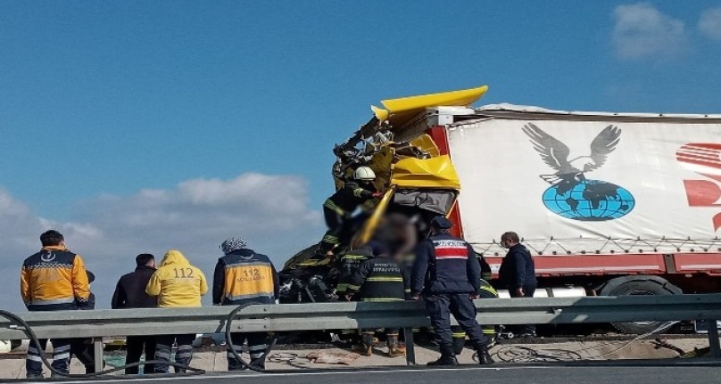 Ereğli’de İki Tır Çarpıştı: 1 Ölü