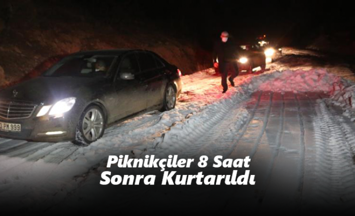 Piknikçiler 8 Saat Sonra Kurtarıldı