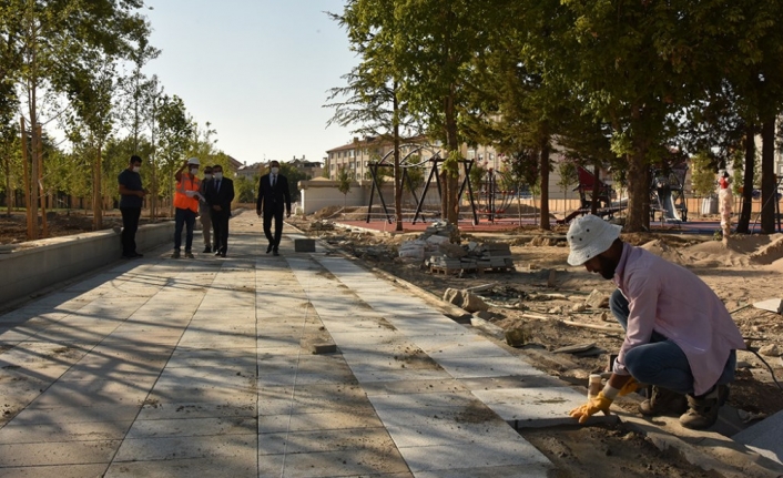 Millet Bahçesinde Çalışmalar Devam Ediyor