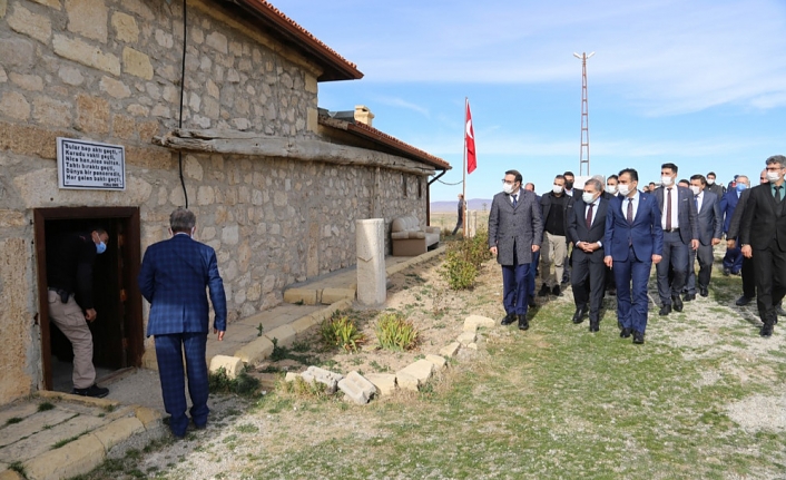 İsmail Hacı Tekkesi’nde Yunus Emre Anıldı