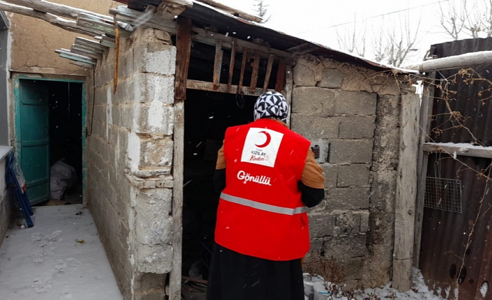 Türk Kızılay Karaman Kadın Teşkilatı Destek İçin Sahada