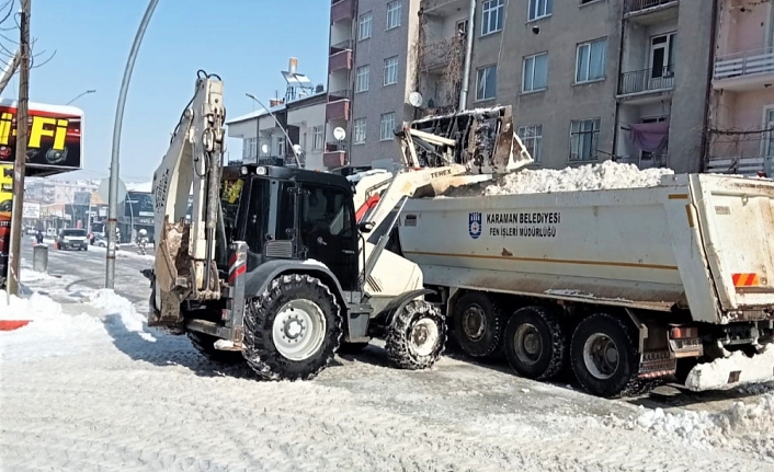 Kar Çalışmaları Hafta Sonu Da Devam Etti