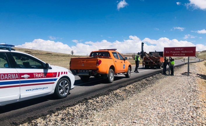 Kar Nedeni İle Kapanan Yol Trafiğe Açıldı