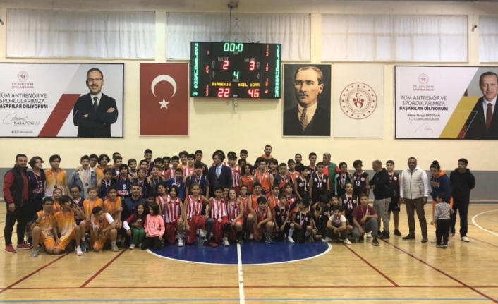 Karaman’da Cumhuriyet Bayramı Basketbol Turnuvası