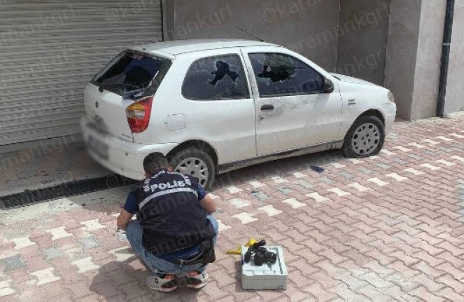 Akılalmaz Olay Park Halindeki Araca Saldırı