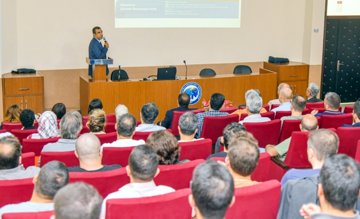 Seminere Yoğun İlgi