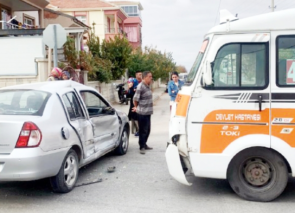 Otomobil Az Kalsın İkiye Bölünüyordu      