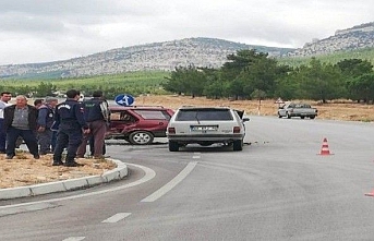 Mut  Karaman Yolunda Trafik Kazası:1 Yaralı