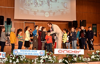 “Peygamberimiz ve Aile” Konulu Konferansa İlgi...