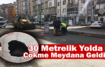 30 Metrelik Yolda Çökme Meydana Geldi