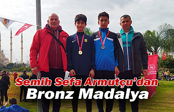 Semih Sefa Armutçu’dan Bronz Madalya