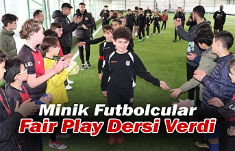 Karaman’da Minik Futbolcular Fair Play Dersi Verdi