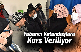 Yabancı Vatandaşlara Kurs Veriliyor