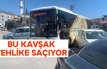 Bu Kavşak Tehlike Saçıyor