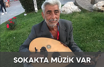 Sokakta Müzik Var