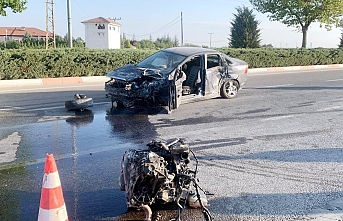 Otomobilin Motoru Fırladı